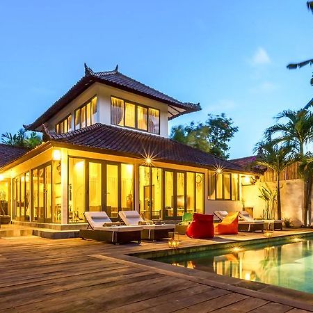 Luxury Villa Kudeta 300M Beach And Heart Of Seminyak Zewnętrze zdjęcie